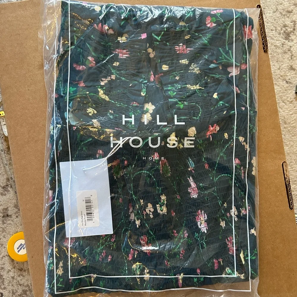 NWT Hill House Ellie Nap Dress in Moody Floral Size Medium - Picture 2 of 5